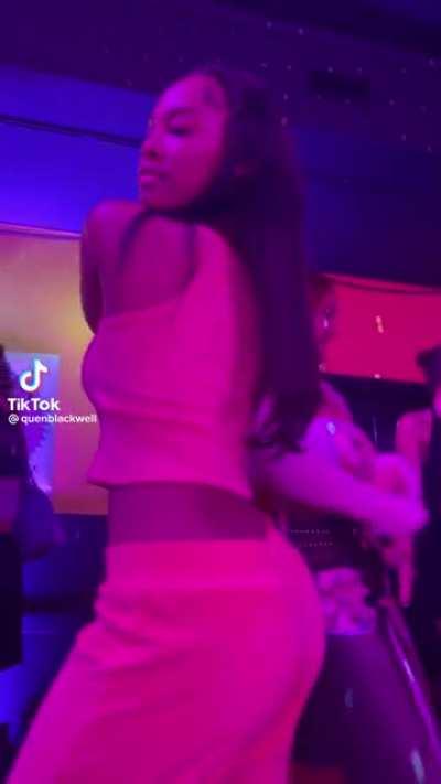 Just some filler content till she posts sum hot again 🙃