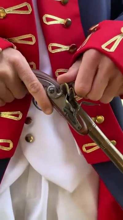 Now that's a gun protected by the second amendment