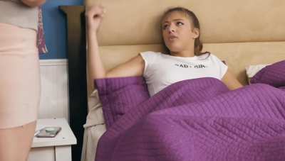 Alex Eats Out Her Girlfriend Gia under The Covers While Her Mom's in The Room