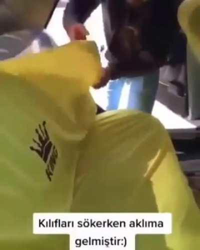 Az kullanılmış koltuk kılıfı elimdd mevcuttur ilgilenenler dm'den ulaşabilir