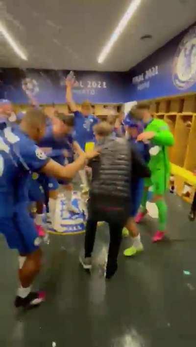Tuchel gets the party started in the Chelsea locker room