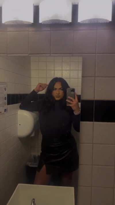 [nb4m] non binary 4 male / have face pic and a big dick 