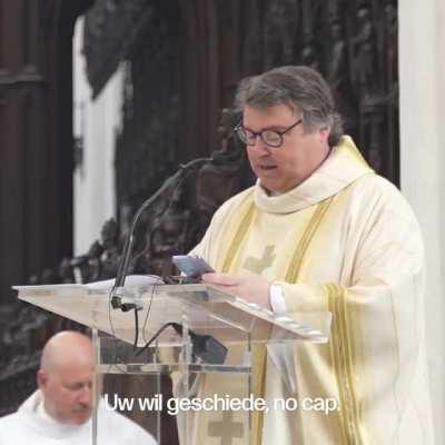 Pastoor brengt ‘Onze vader’ voor jongeren: “Onze bro… u bent bae”