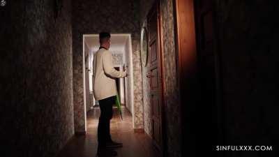 Zaawaadi - A Sexy Sight to See