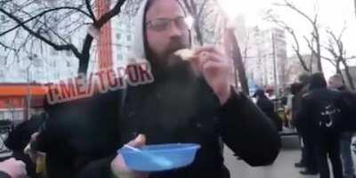 Нелегко сейчас программистам )