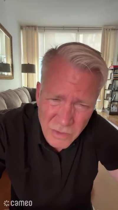 Chris hansen HATES!!! Purseowner fans!!!! I can no longer play pissowner since im a shitty adult 😢😢