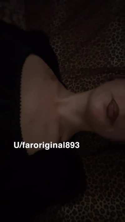 Buenos días, can my burps be your alarm clock??