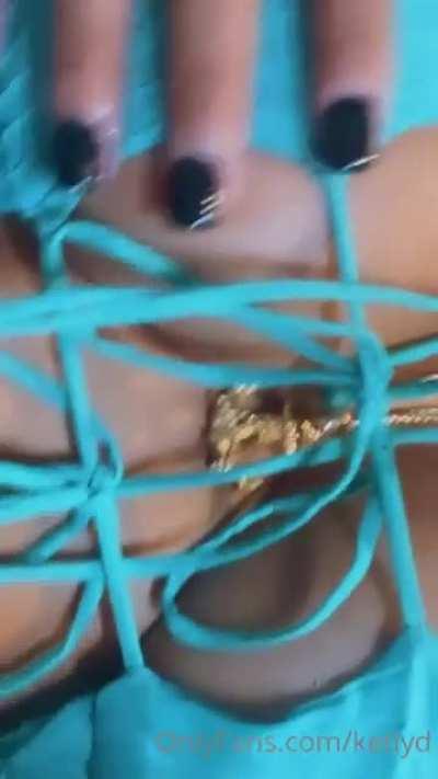 Look at this silly ass ho these simps tryna save 🙃