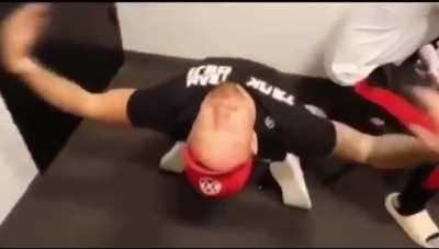 this was deji’s team before the fight…