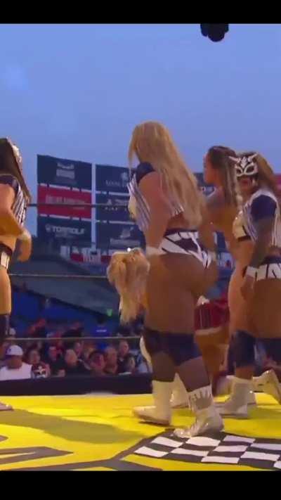 The IVY “La Hiedra” (TripleMania Lucha Libre 2023)