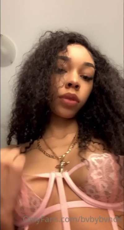 can you help me undress papi