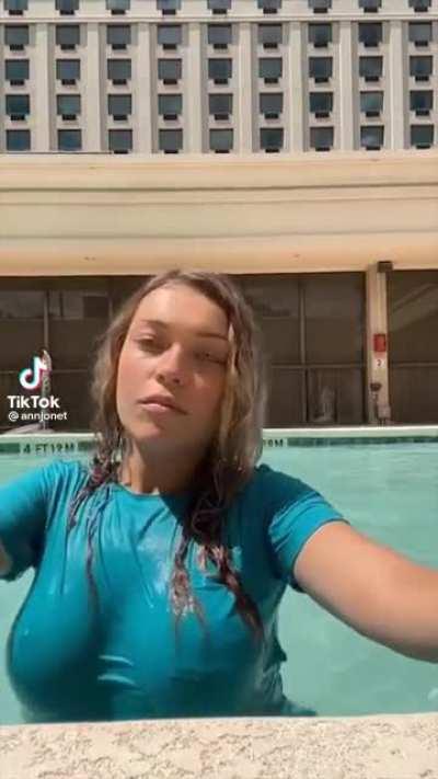 Dose anyone know her