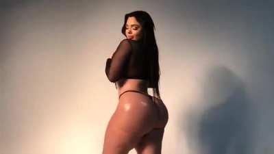 Look at those cheeks.