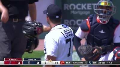 [Highlight] Taylor Ward sends this one to left field for a 2 Run HR