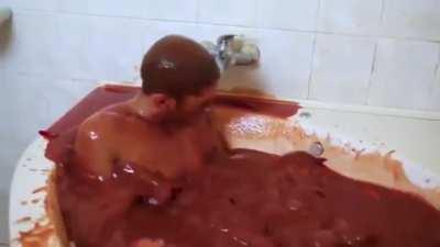 bathing in 1250 bottles of hotsauce