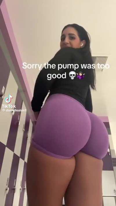 Perfect gym dumptruck! @daniellealon1