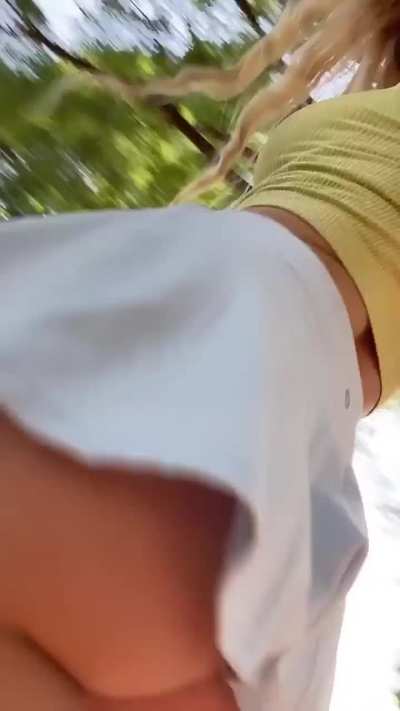 This booty is serving all the right angles… come take a look on OF😉