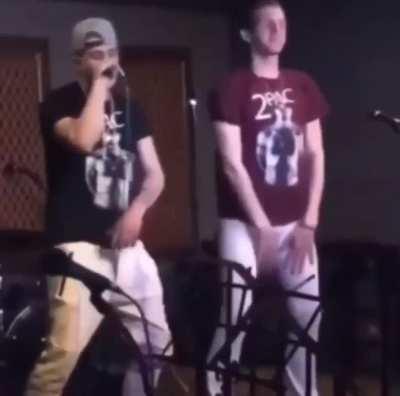 Yall remember Pissy pamper 🏳️&zwj;🌈 version ⁉️