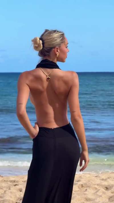 'Lena necklace and beach sounds' - IG July 2025