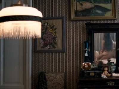 Aida Tumutova in 'The Stoker' (2010)