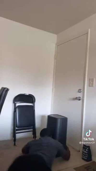 Upvote zodat qucee dit ziet 😂😂