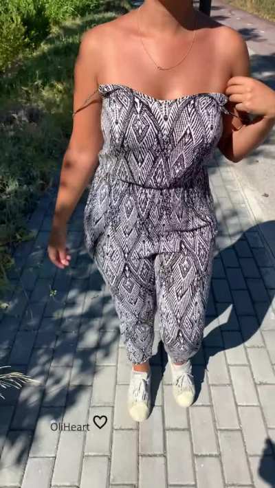 Flashing my tits is a must when I'm in a public place
