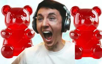 Dawko sings I Am Your Gummy Bear (originally by Gummibar)