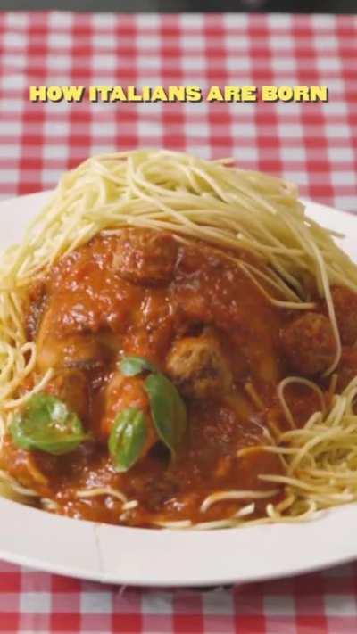 Italians 🇮🇹: I love pasta