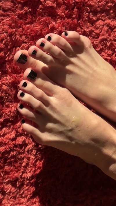 A little oil for my delicate feet