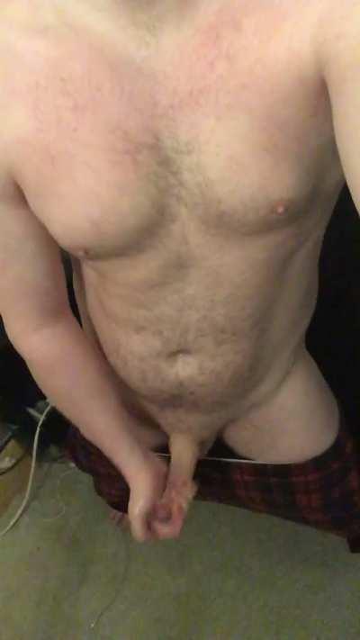 Hands up who wants me to cum all over them 🙋‍♀️