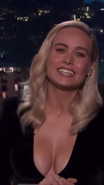 Today’s Titty Thursday…you know what that means…🖤