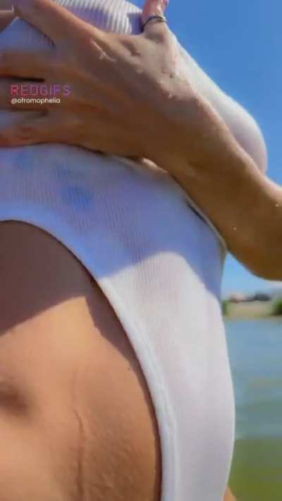 Ooops ... my swimsuit did not fair well in the water