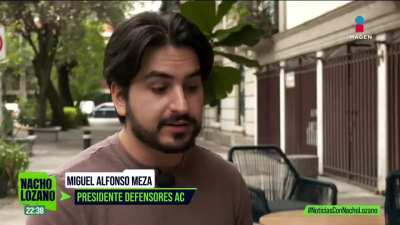 A menos de 100 pasos del edificio de la SCJN, circulan los “acordeones” para la Elección Judicial. Trabajadores que por $100.00 pesos al día deben entregar un millar de estas boletas.