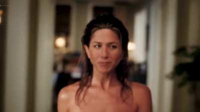 Jennifer Aniston in “The Break-Up”. The GIF extends to the famous “open matte” topless shot. 2006