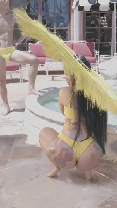 MAIN MAN GOING CRAZYY