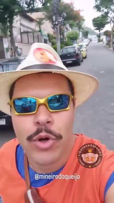 Compra o queijo do minerin!