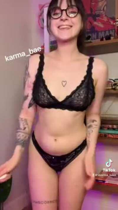 Mmm , love 🔥those transitions ✨ so damn good💦