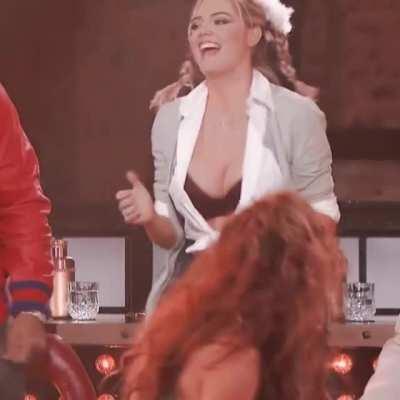 One of my Favorite Kate Upton Jiggles