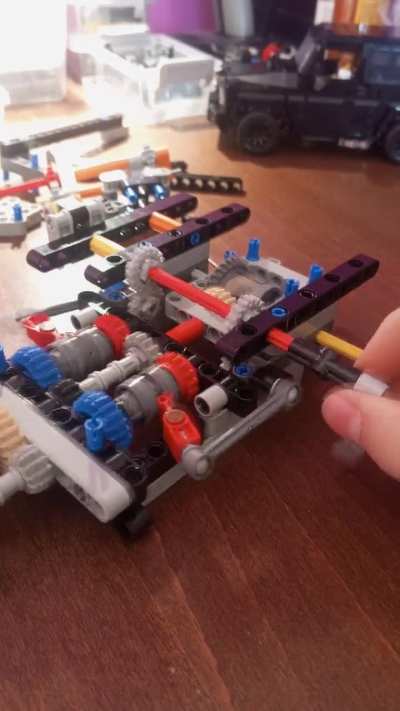 locking gearbox between