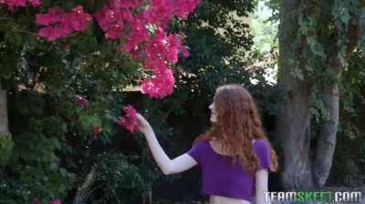 Beautiful Ginger Abbey Rains Dicked in The Park