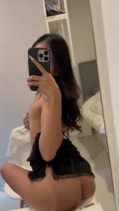 I want somewhere to sit down, drop your age if you have a place for me...