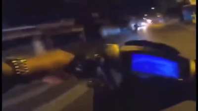 Vietnamese special police hunt down robbers