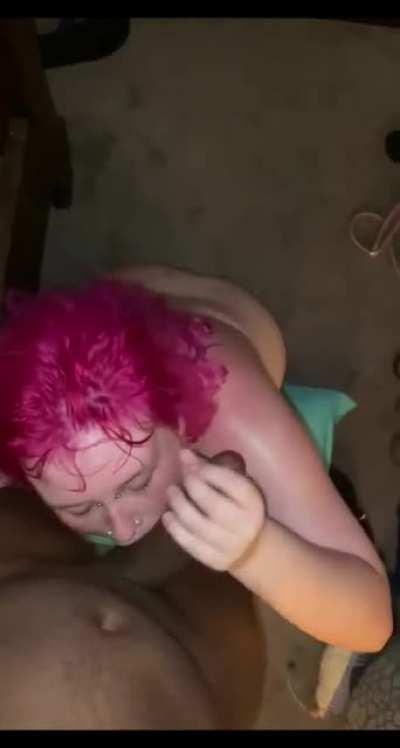 Do I look pretty from up there? 😊