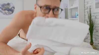 Sofia Lee - Ass And Relaxation