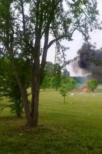 HMB while I shoot this fridge full of explosives