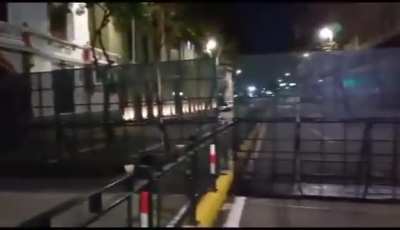 En Miraflores la dictadura literalmente está 