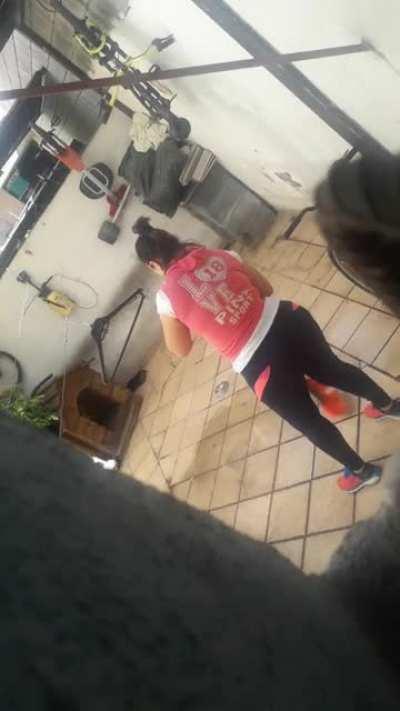 Quieren seguir viendo videos de mi vecina culona ? (Comenten)