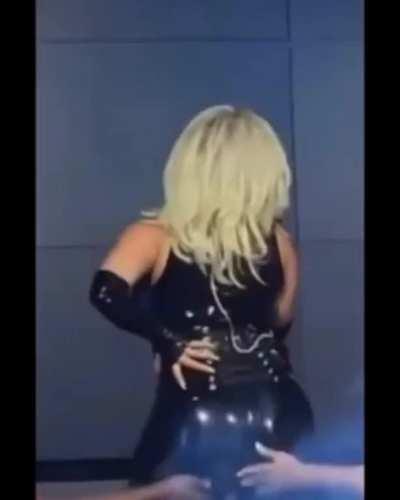 Bebe Rexha's Twerk is everything