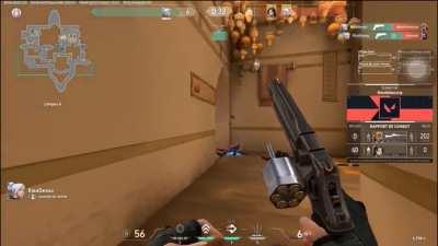 Rule number 1 in 1v5s: isolate and exterminate