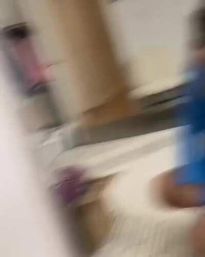 Sexy Lauren Struts her Stuff!